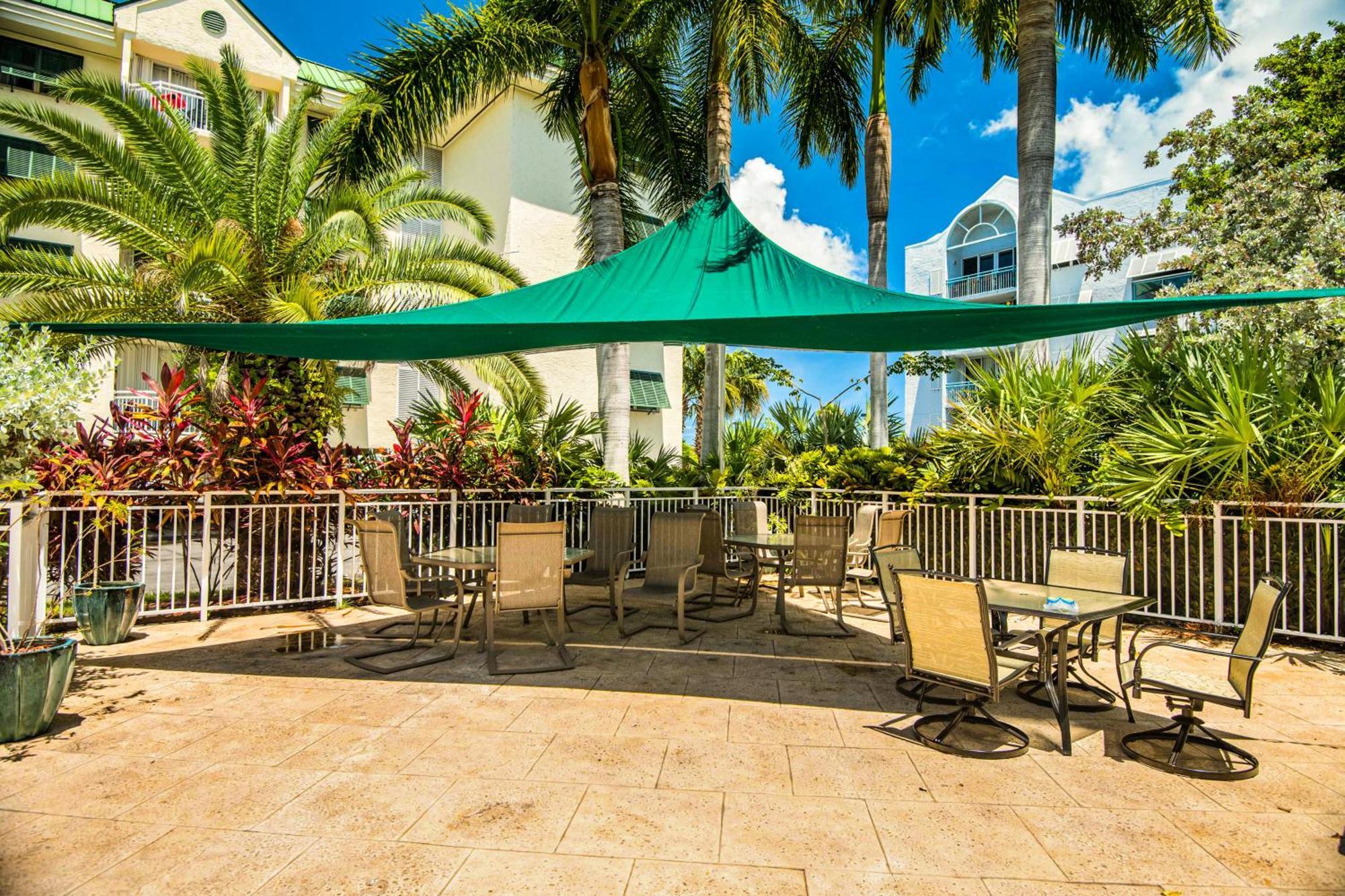Sunrise Suites Catalina Suite #311 Key West Room photo